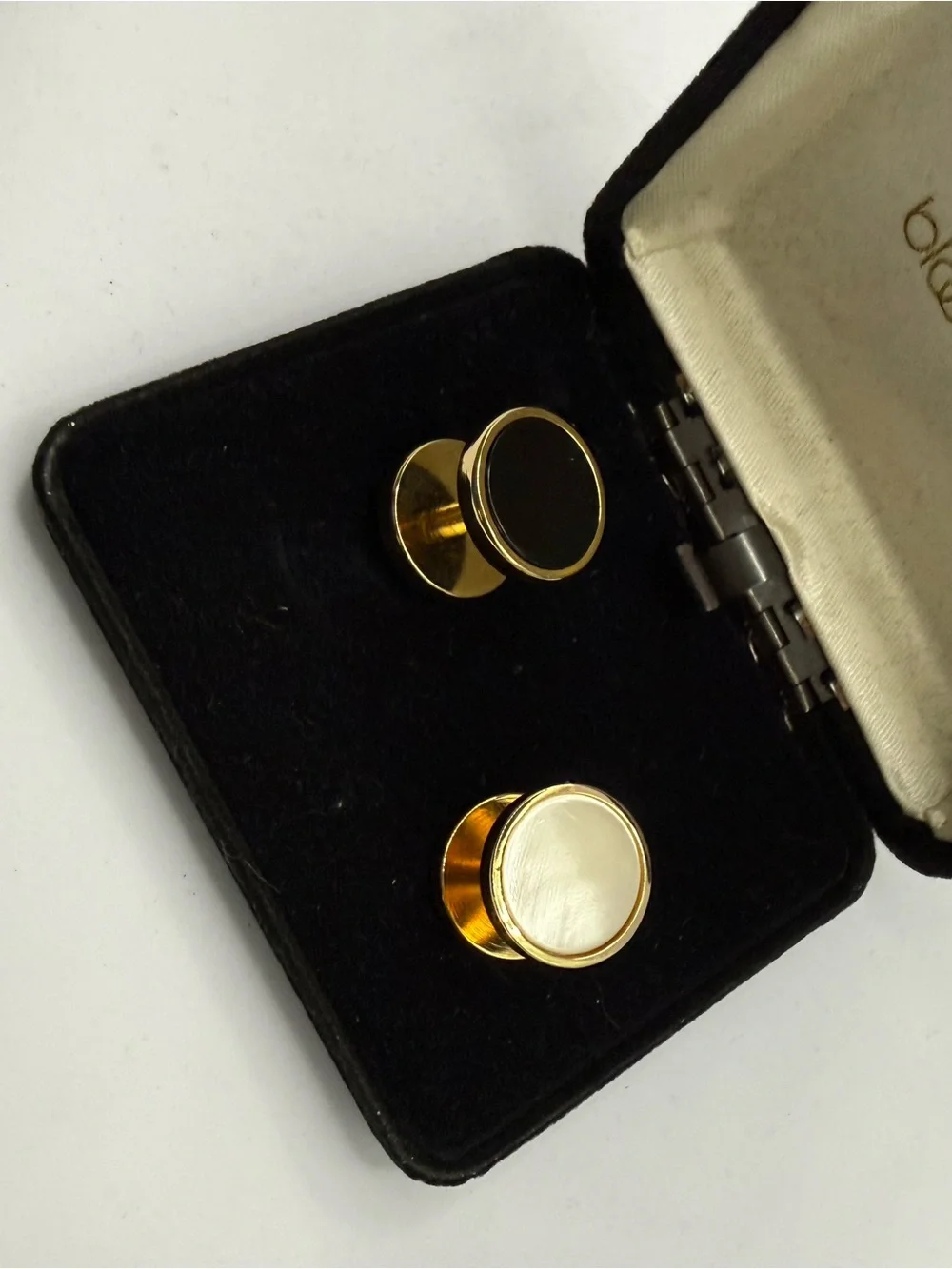 Bloomingdale's Gold  Black Onyx Mother of Pearl Round Cufflinks